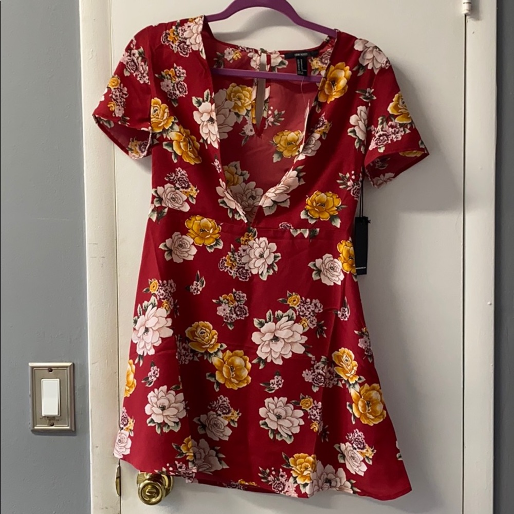 2 for $10 Forever 21 Floral print mini dress vneck NWT